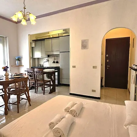 Апартаменты Al Ludomar, Cozy Flat And Free Park Рапалло