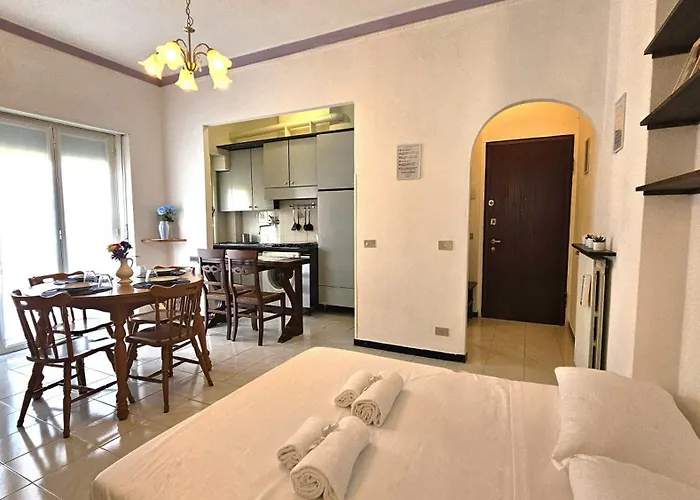 Apartmán Al Ludomar, Cozy Flat And Free Park Rapallo