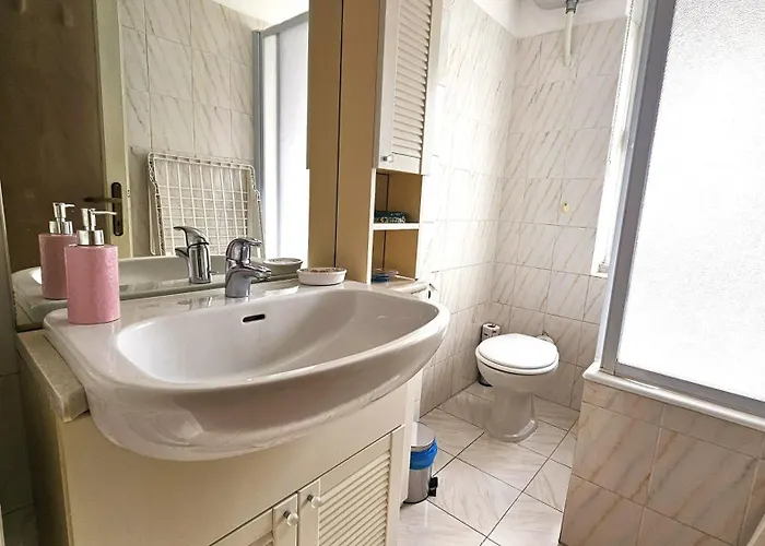 Al Ludomar, Cozy Flat&free Park *